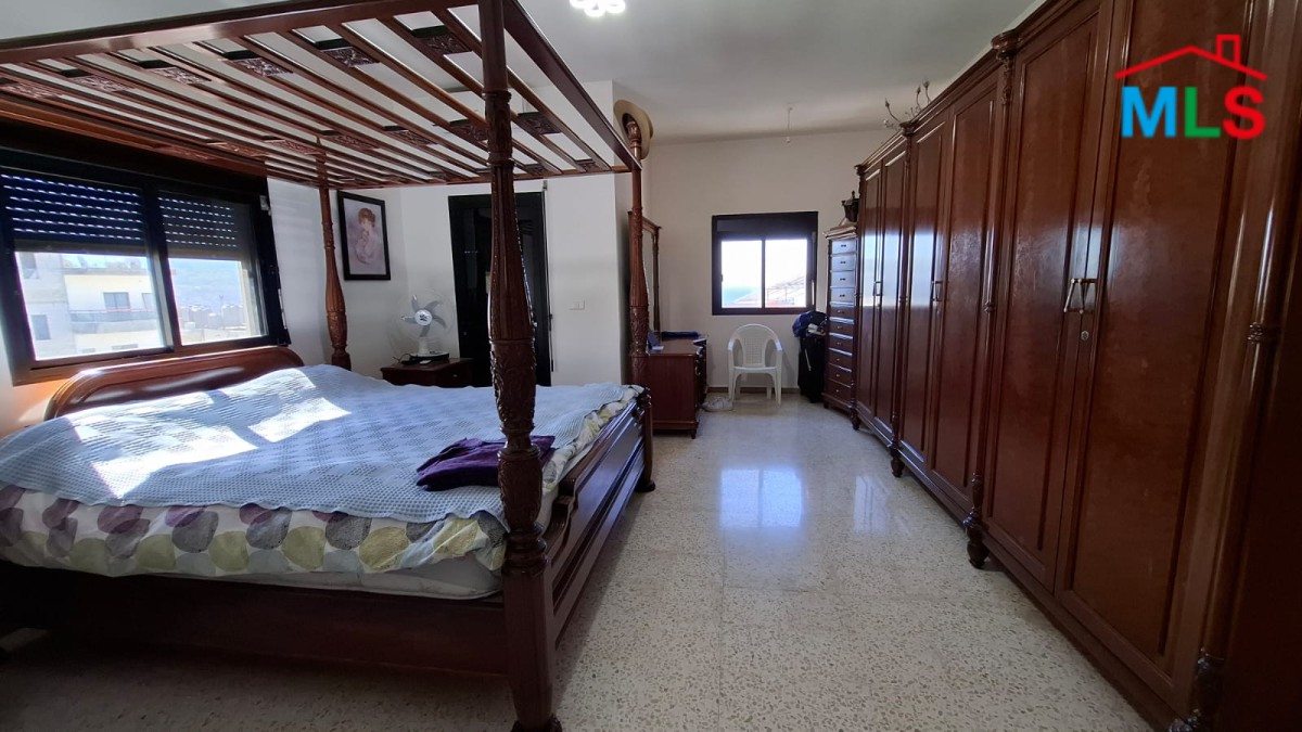 Spacious Apartment With Seaview For Sale in Aamchit