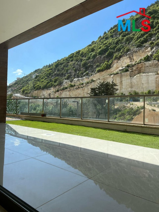 Spacious Apartment with Garden For Sale in a Gated Community in Adma