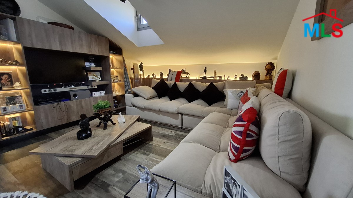 Deluxe Duplex Apartment For Sale in Nahr Ibrahim
