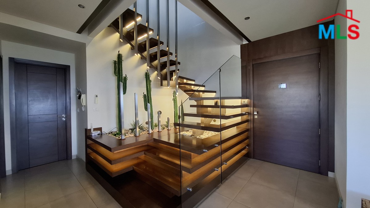 Deluxe Duplex Apartment For Sale in Nahr Ibrahim