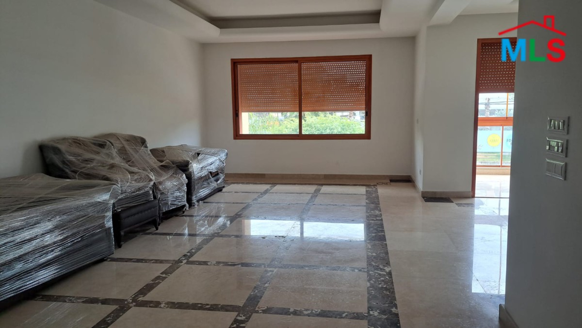 Spacious Apartment For Sale in Jnah