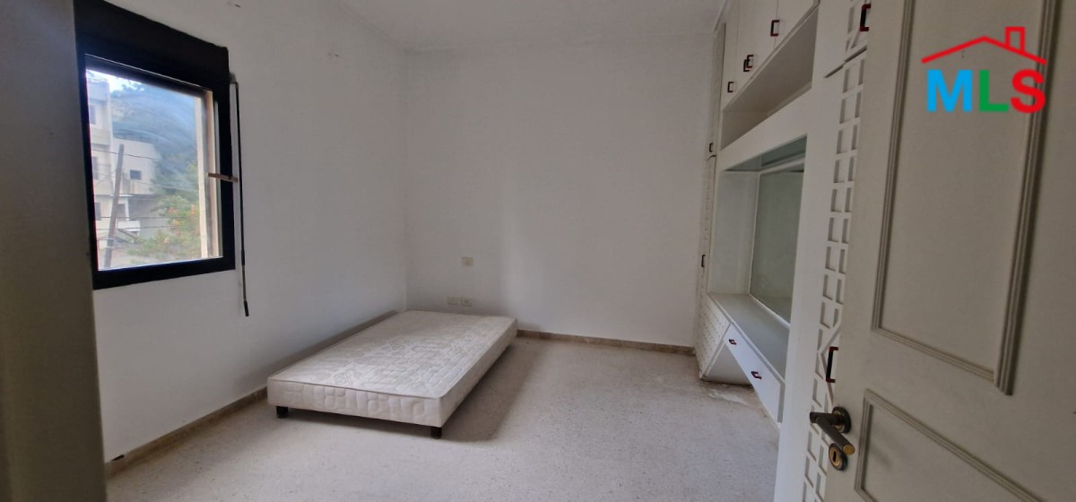 Spacious Apartment For Sale in Adma