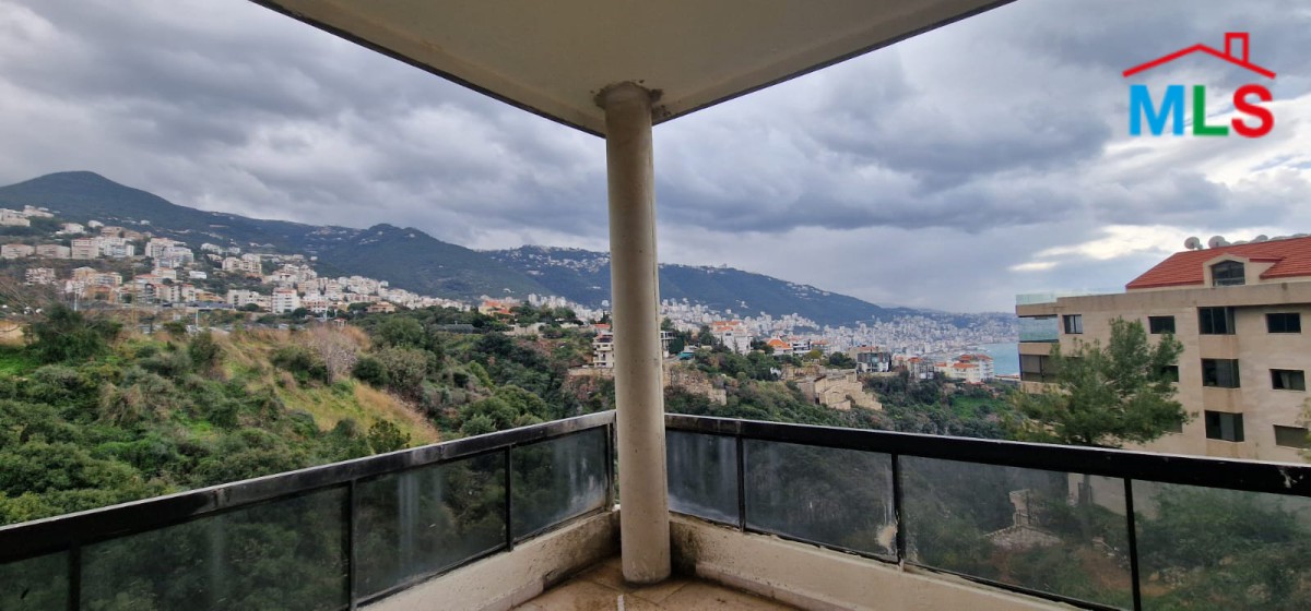 Spacious Apartment For Sale in Adma