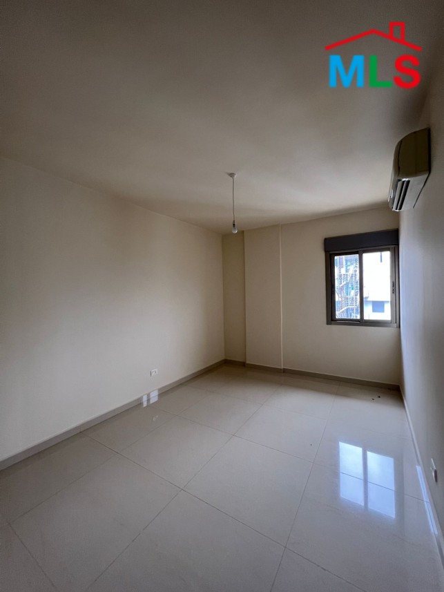 4-Bedroom Spacious Apartment For Sale in Achrafieh
