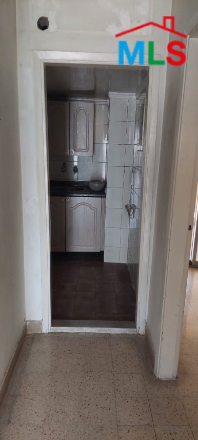 105 SQM Office For Sale In Horsh Tabet