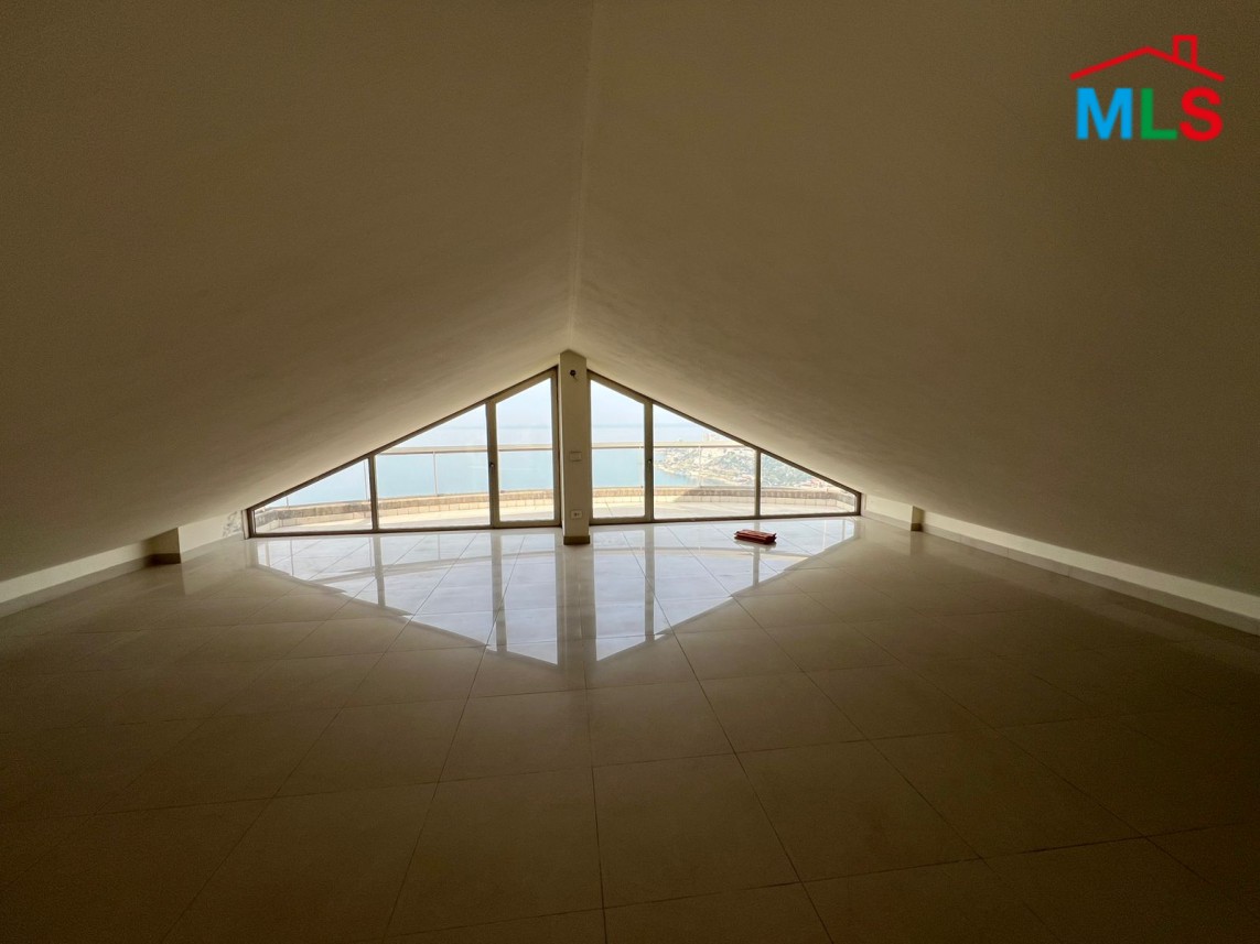 Spacious 500 SQM Apartment With A Beautiful View For Sale in Kfarhbeib