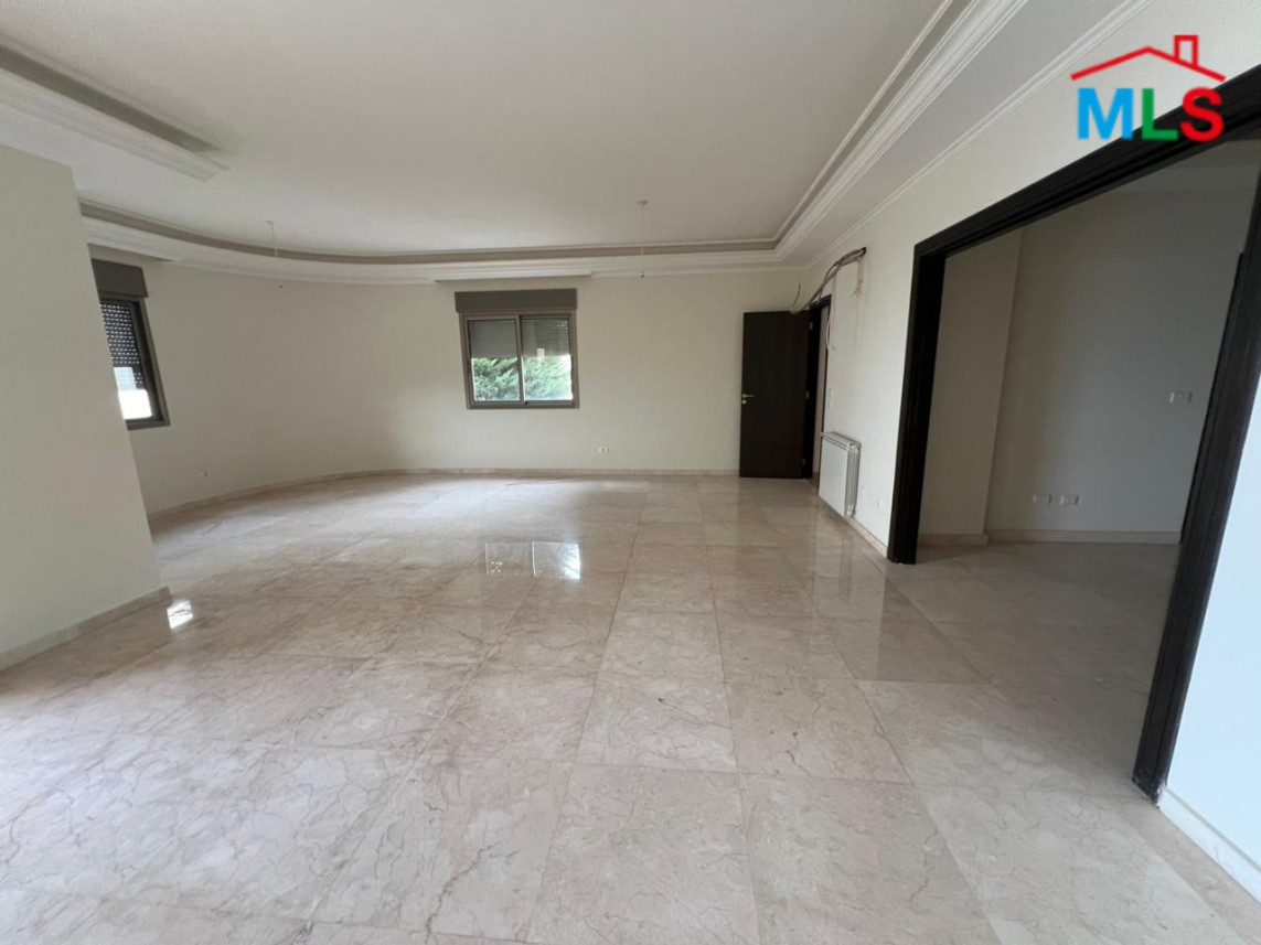 Spacious Apartment With Garden For Sale in Kfarhbeib