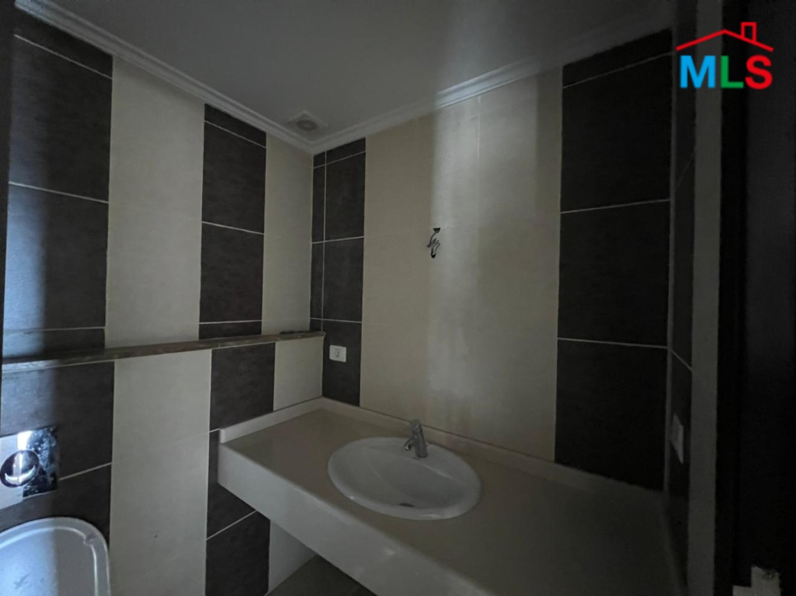 Spacious Apartment With Garden For Sale in Kfarhbeib