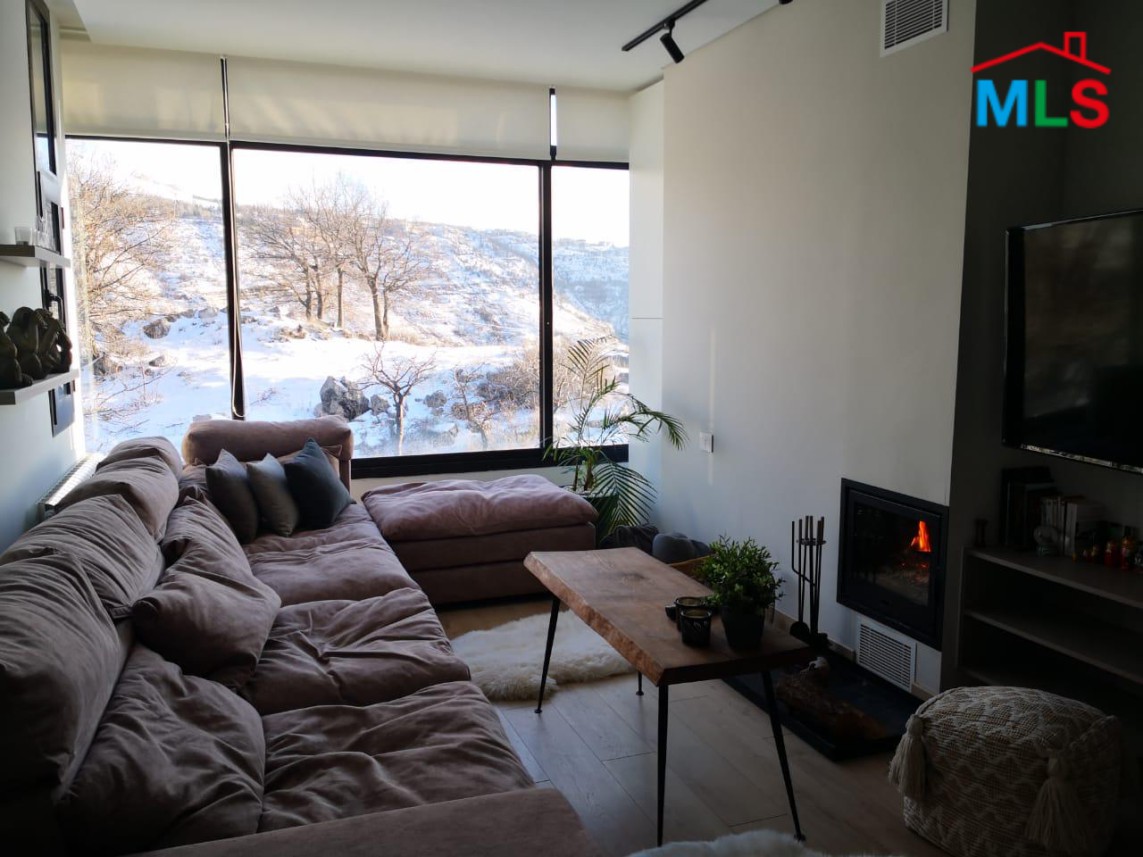 Fully Furnished Decorated Chalet For Sale in Fakra