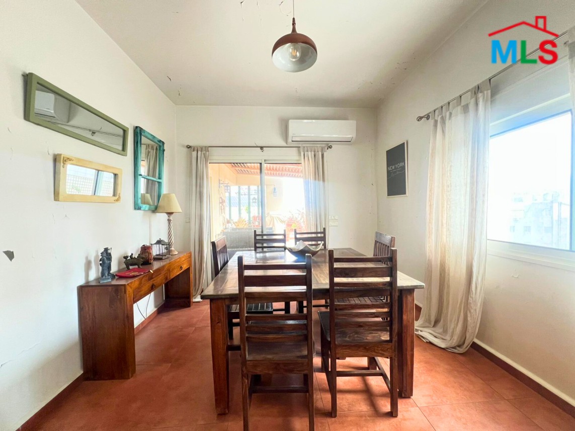 Rare to Find! Apartment with Terraces For Sale in Achrafieh, Sassine