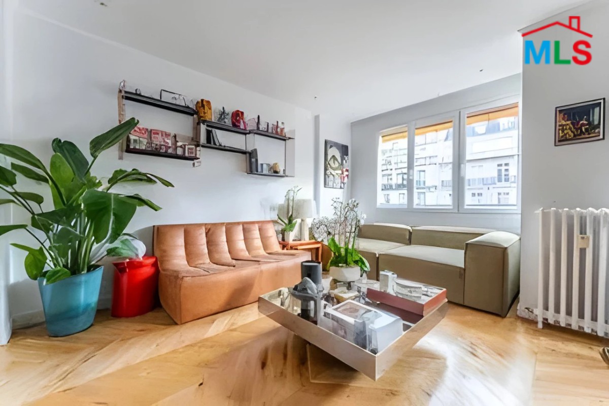ONE BEDROOM APARTMENT FOR SALE l TROCADERO-PASSY I PARIS 16ème l FRANCE- 51m2
