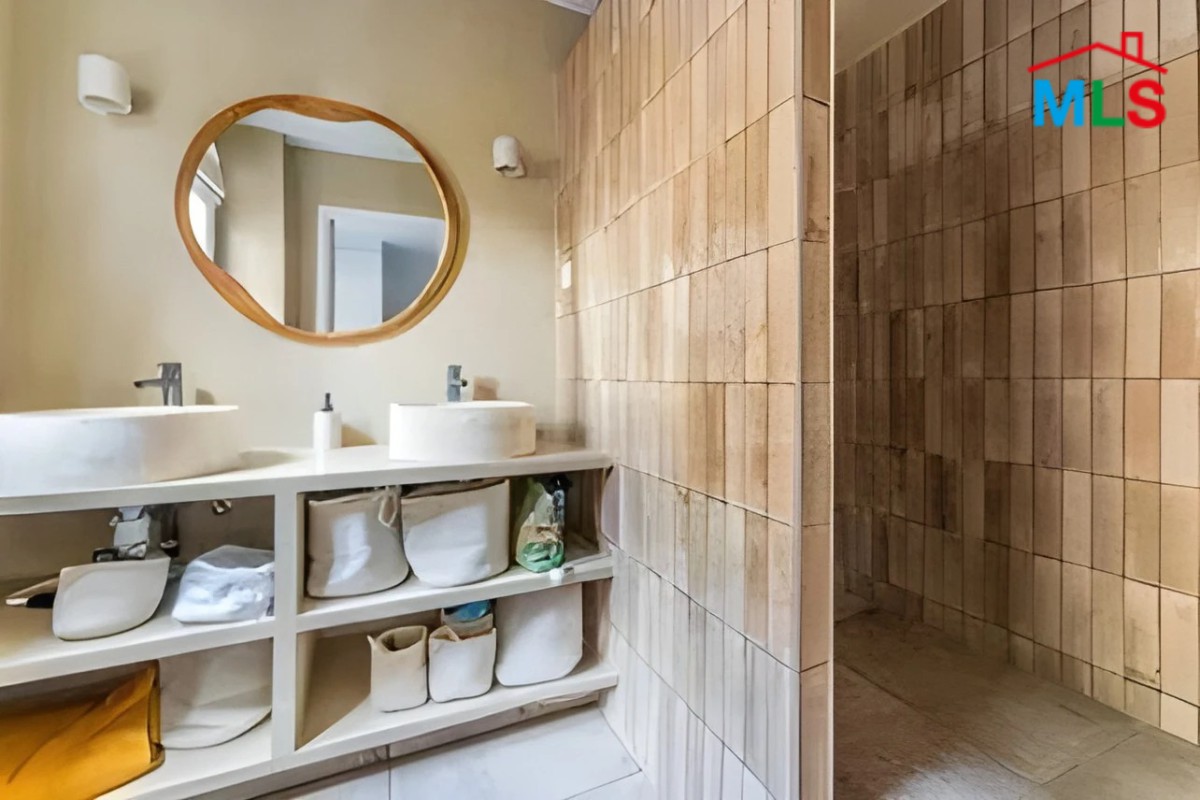 ONE BEDROOM APARTMENT FOR SALE l TROCADERO-PASSY I PARIS 16ème l FRANCE- 51m2