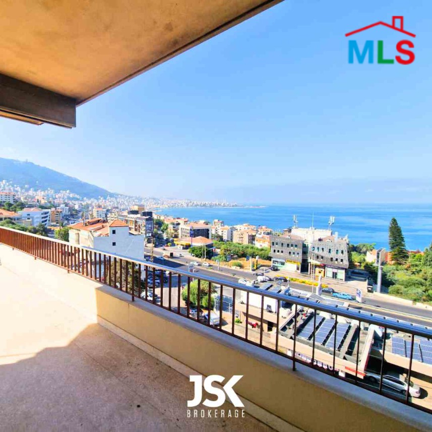 400 SQM Roof with Panoramic Sea View For Sale in Kfarhbeib, Ghazir
