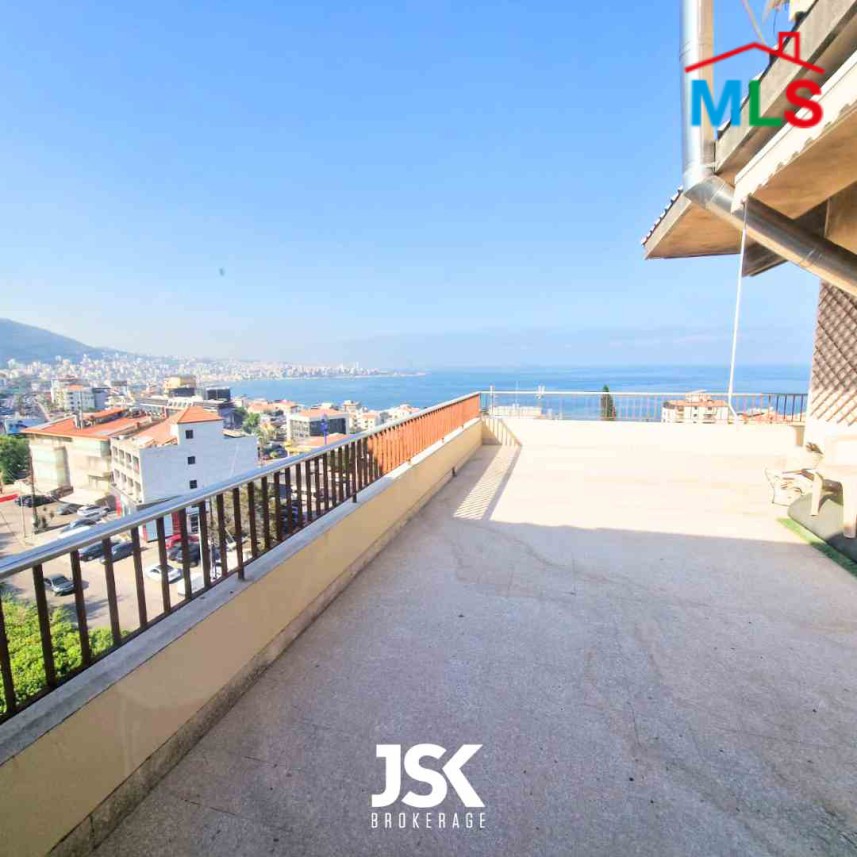 400 SQM Roof with Panoramic Sea View For Sale in Kfarhbeib, Ghazir