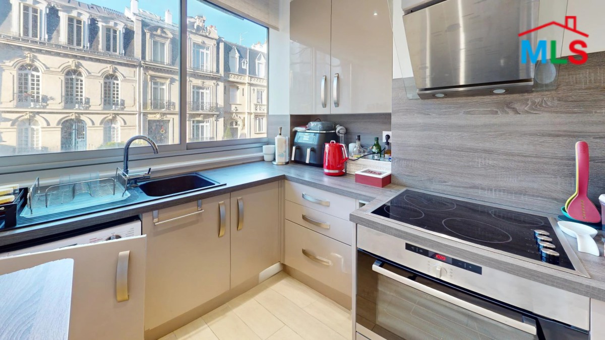 STUDIO FOR SALE l MUETTE NORD - PARIS 16ème l FRANCE - 38m2