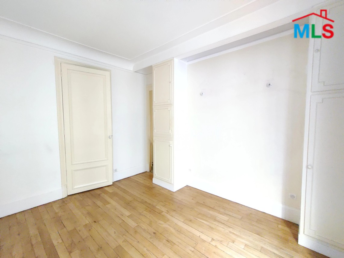 ONE BEDROOM APARTMENT FOR SALE l PARIS 16ème l FRANCE- 45m2
