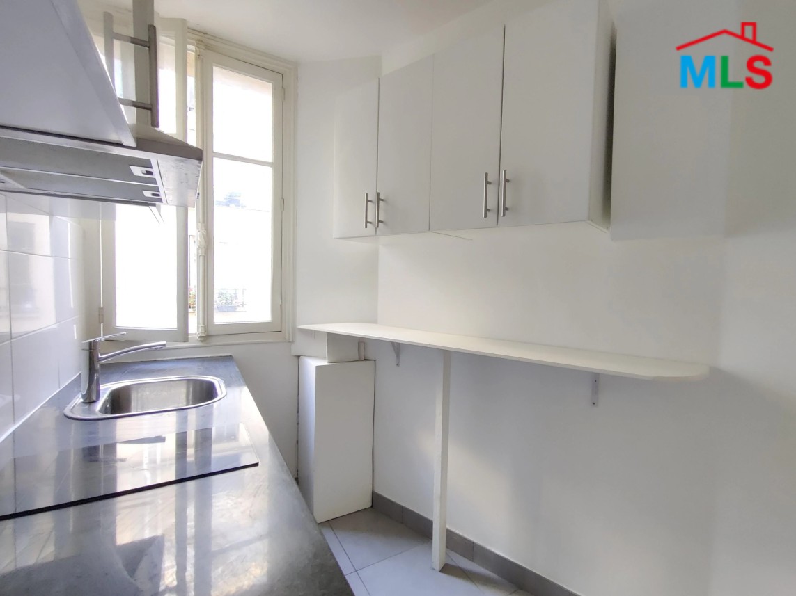 ONE BEDROOM APARTMENT FOR SALE l PARIS 16ème l FRANCE- 45m2