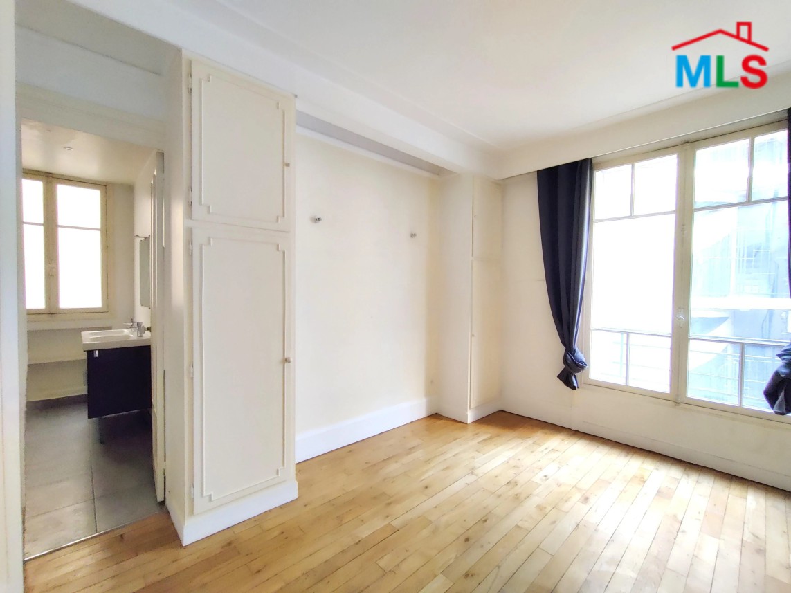 ONE BEDROOM APARTMENT FOR SALE l PARIS 16ème l FRANCE- 45m2
