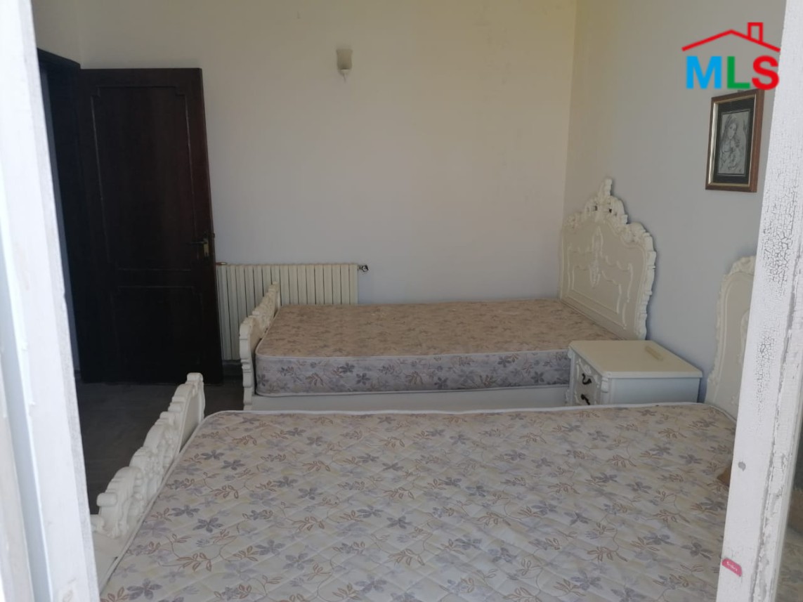 Villa with a Panoramic View & a Garden For Sale in Annaya Prime Location