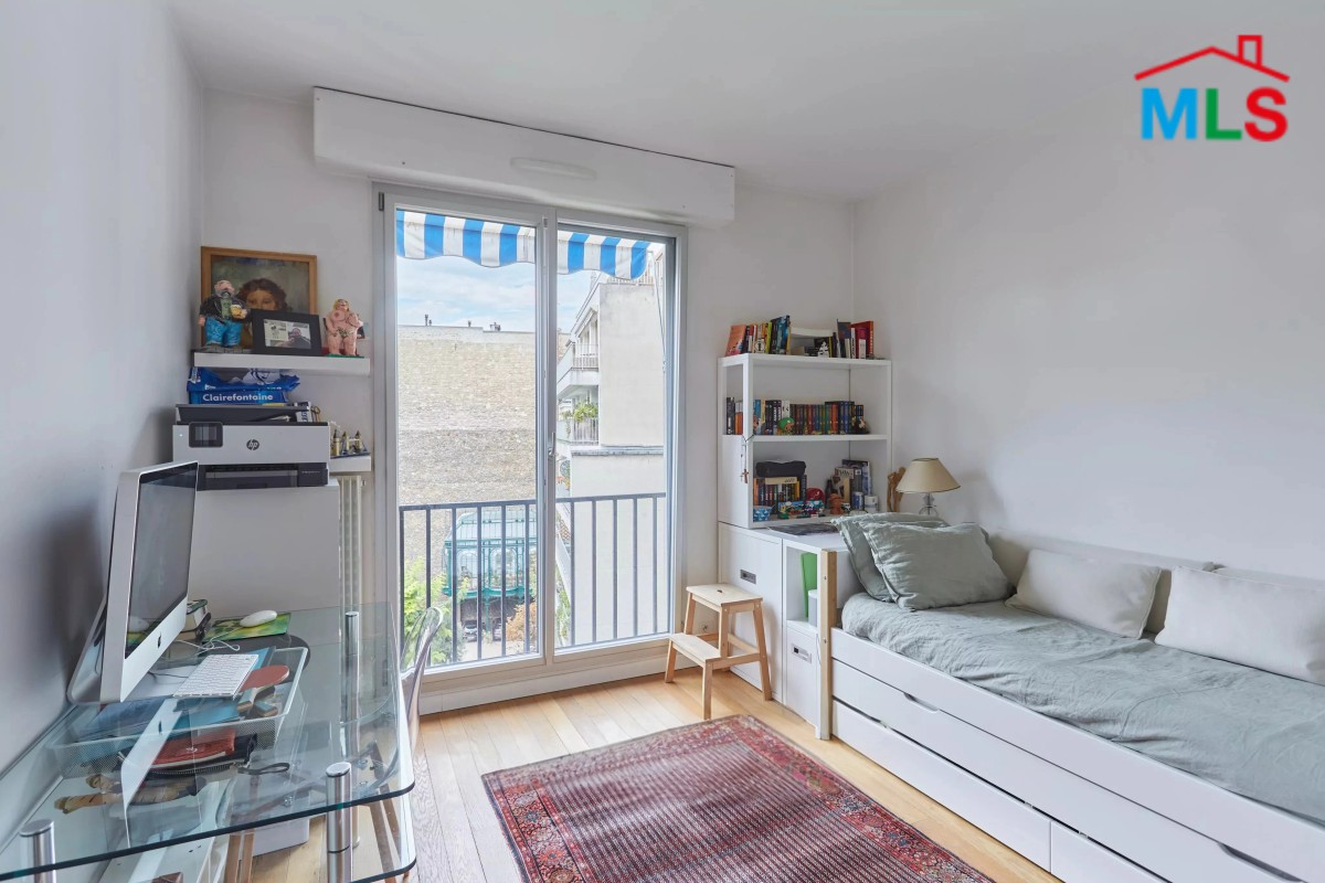 3-BEDROOM APARTMENT FOR SALE l CHAILLOT l PARIS 16ème l FRANCE - 140m2