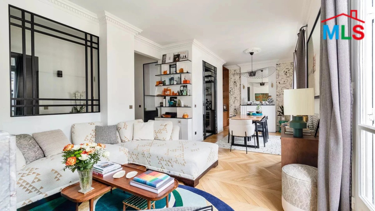 DUPLEX APARTMENT FOR SALE l Sq. LAMARTINE l PARIS 16ème l FRANCE - 97m2
