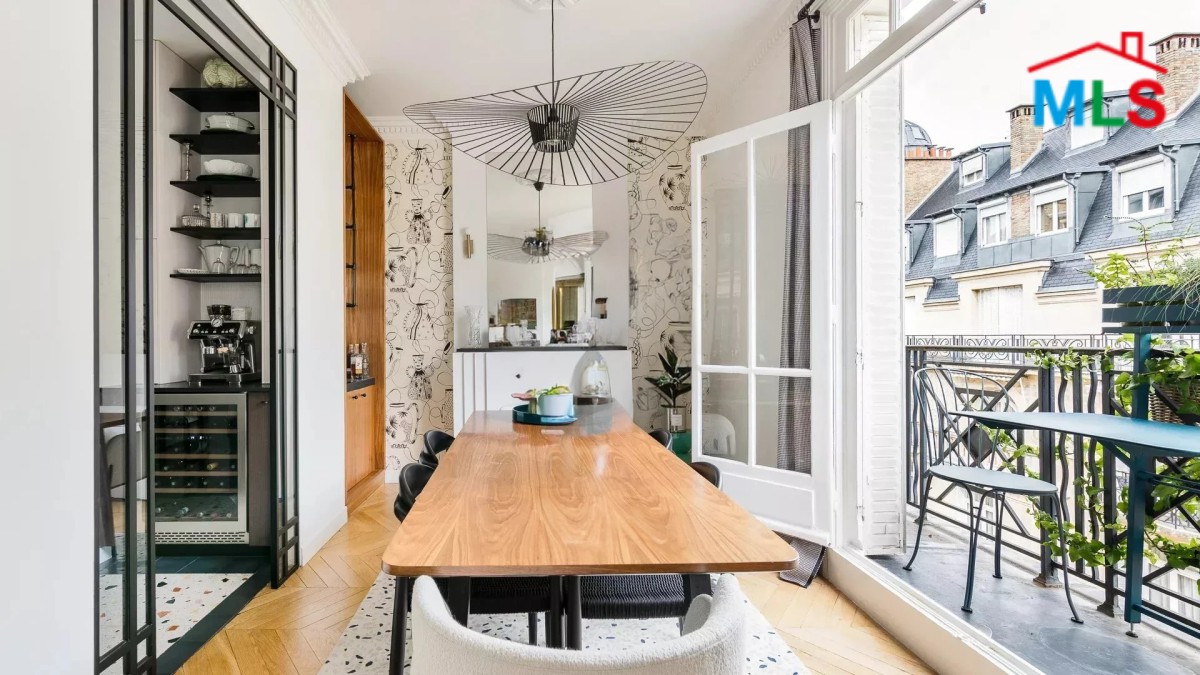 DUPLEX APARTMENT FOR SALE l Sq. LAMARTINE l PARIS 16ème l FRANCE - 97m2