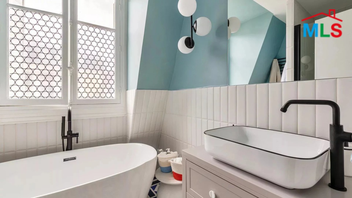 DUPLEX APARTMENT FOR SALE l Sq. LAMARTINE l PARIS 16ème l FRANCE - 97m2