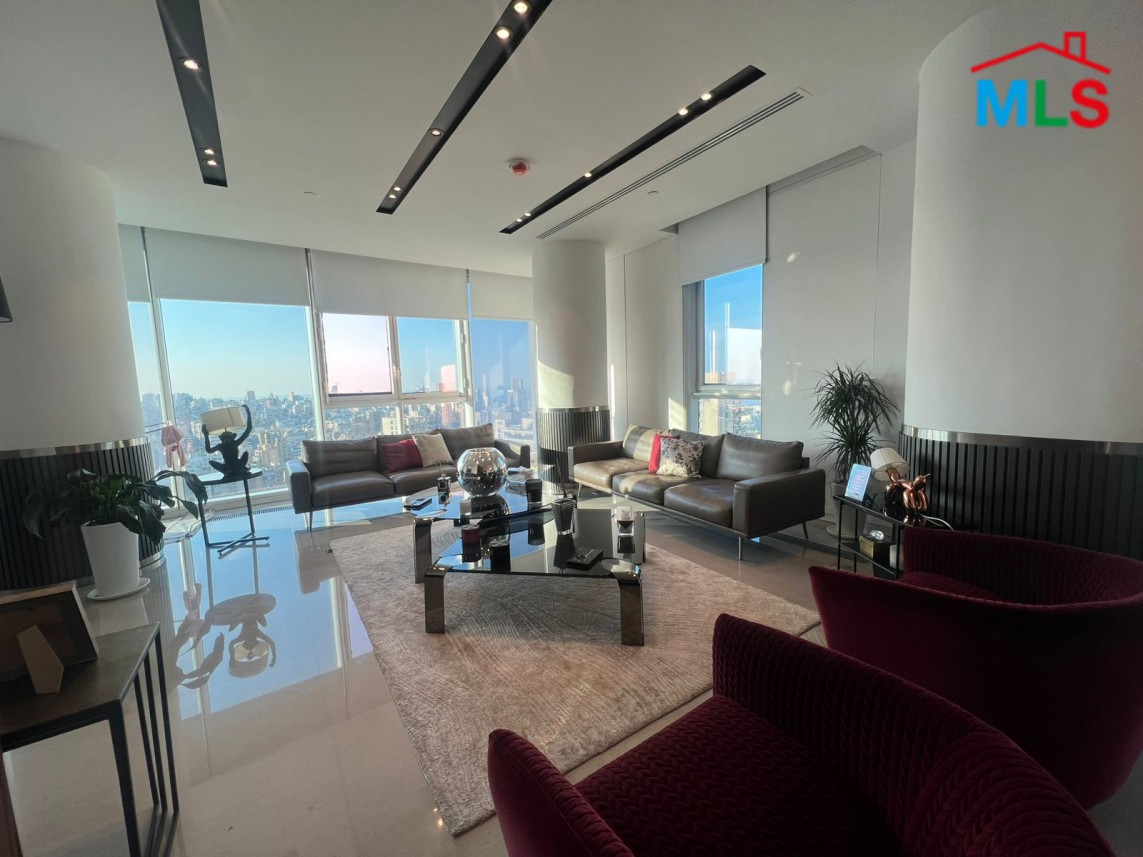 3-Bedroom Unfurnished Apartment with City View For Sale in Achrafieh, Sodeco