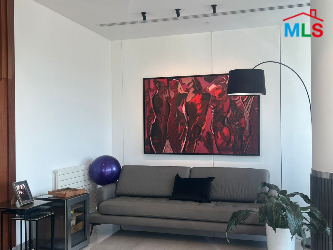 3-Bedroom Unfurnished Apartment with City View For Sale in Achrafieh, Sodeco