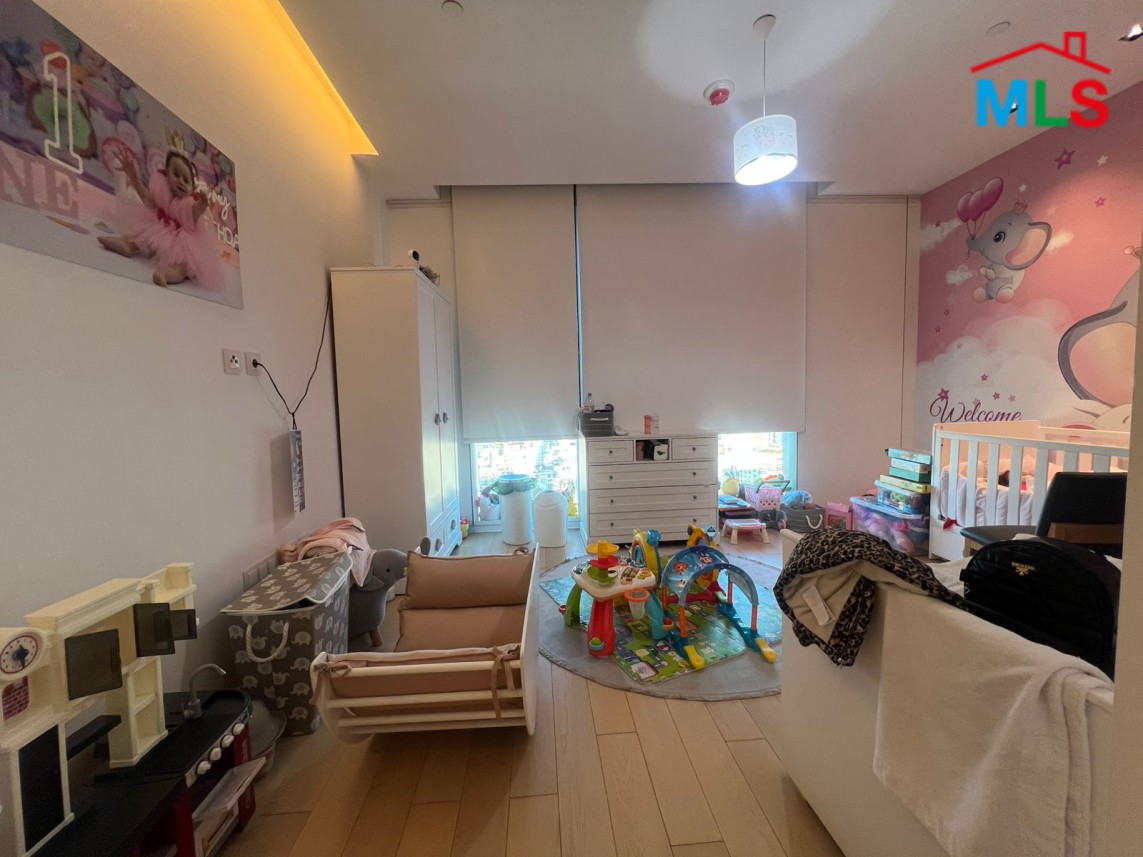 3-Bedroom Unfurnished Apartment with City View For Sale in Achrafieh, Sodeco