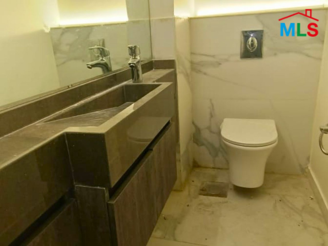 200 SQM Apartment With 100 SQM Terrace For Sale in Adonis