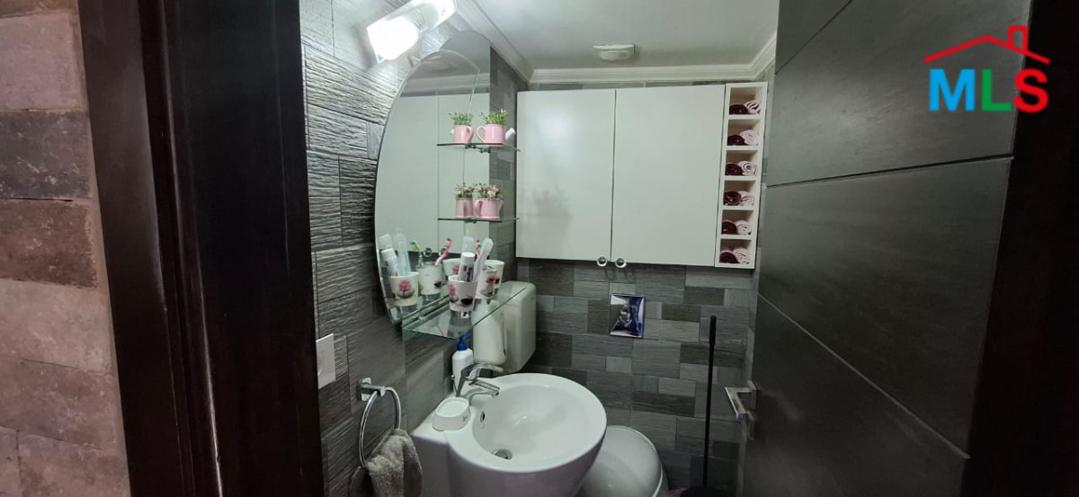 Hot-Deal! Decorated Apartment For Sale in Bsalim