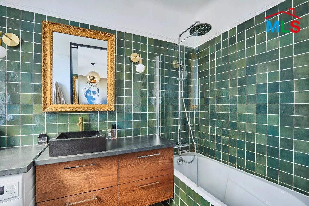 ONE BEDROOM APARTMENT FOR SALE l PARIS 17ème l FRANCE - 57m2