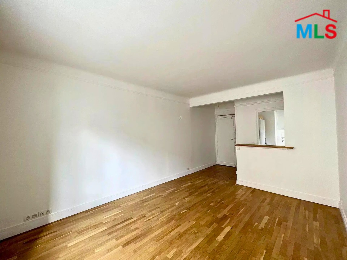 ONE BEDROOM APARTMENT FOR SALE I AUTEUIL l PARIS 16ème l FRANCE - 47m2