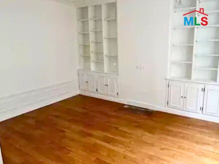 2-BEDROOMS APARTMENT FOR SALE I AUTEUIL l PARIS 16ème l FRANCE - 70m2