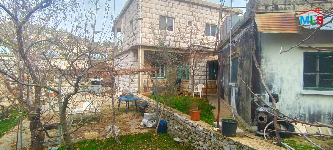 Land With Old House For Sale in Achkout