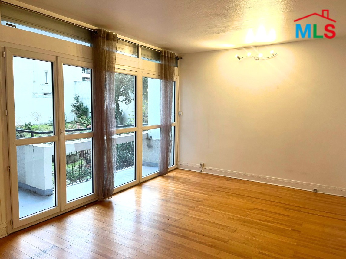 2-BEDROOM APARTMENT FOR SALE l VANVES l FRANCE - 70m2