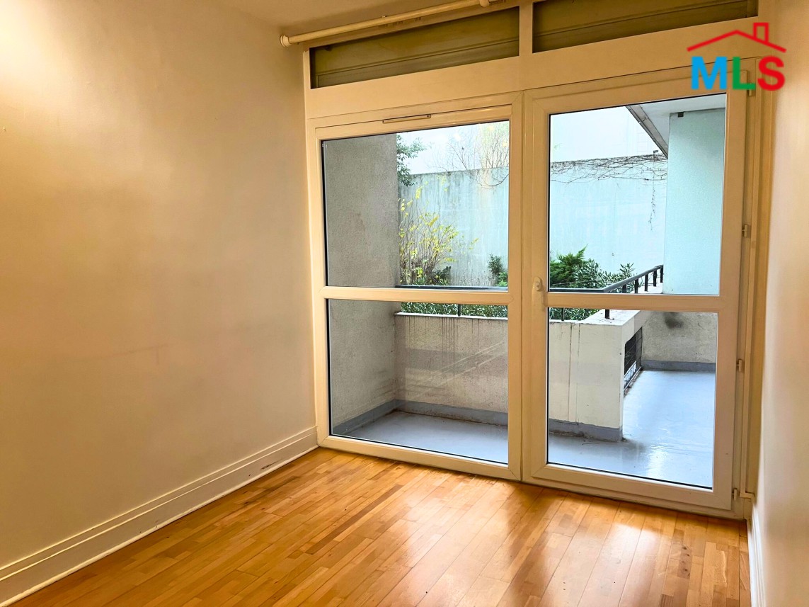 2-BEDROOM APARTMENT FOR SALE l VANVES l FRANCE - 70m2