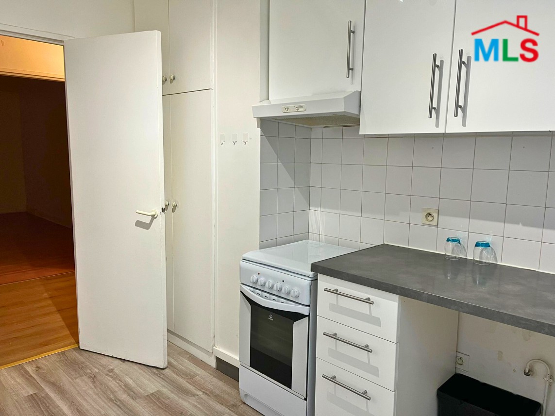 2-BEDROOM APARTMENT FOR SALE l VANVES l FRANCE - 70m2