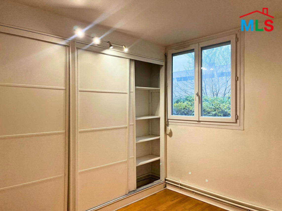 2-BEDROOM APARTMENT FOR SALE l VANVES l FRANCE - 70m2