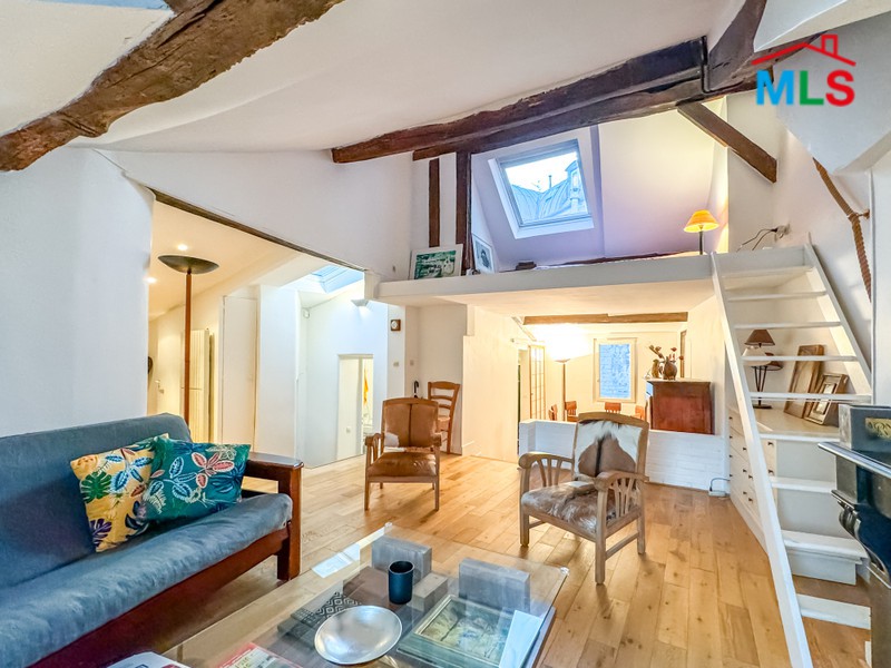 2 BEDROOMS APARTMENT FOR SALE l PARIS 6ème l FRANCE - 72m2