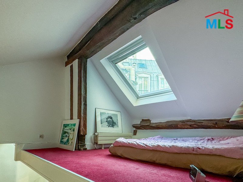 2 BEDROOMS APARTMENT FOR SALE l PARIS 6ème l FRANCE - 72m2