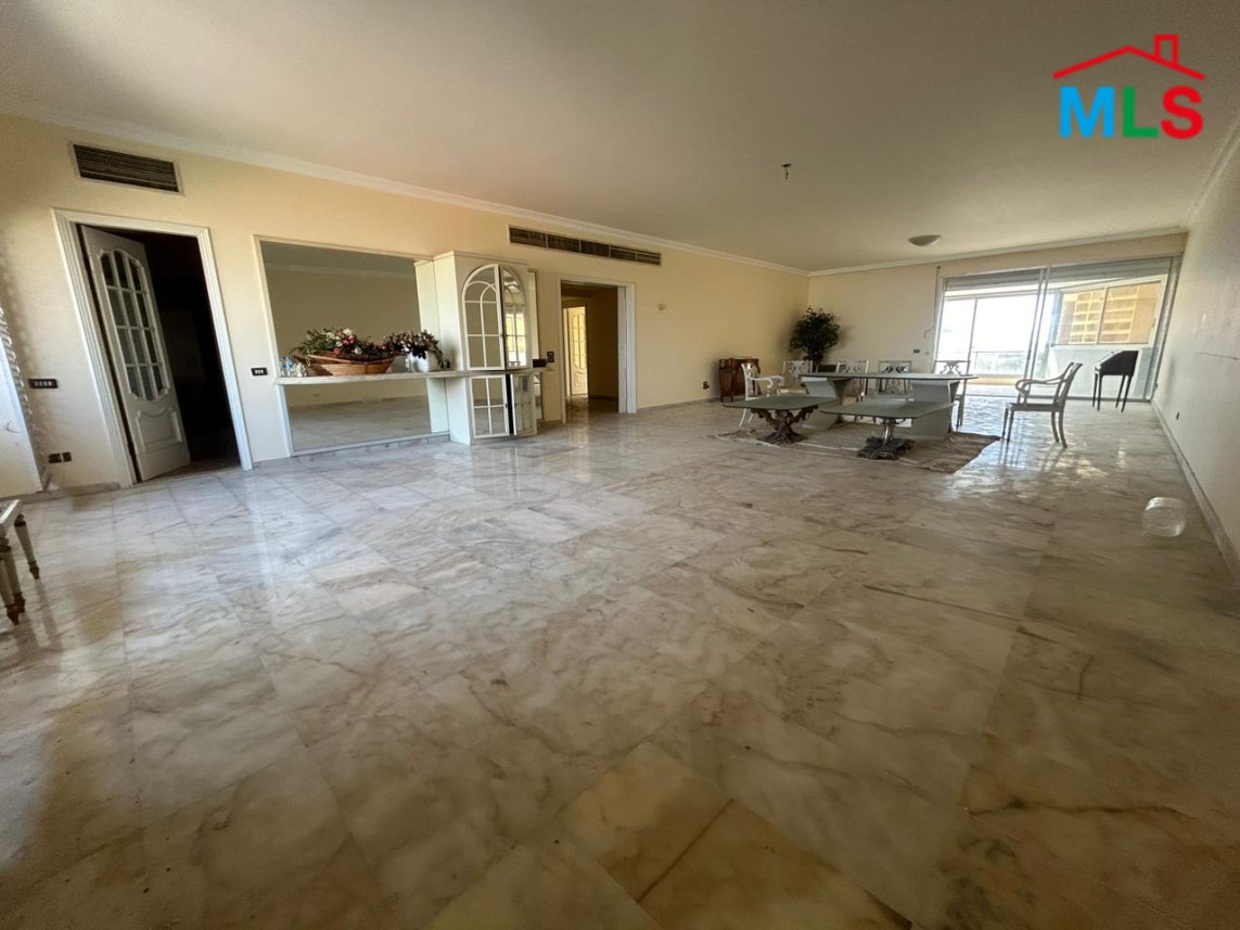 Spacious Apartment with City View For Sale in Koraytem