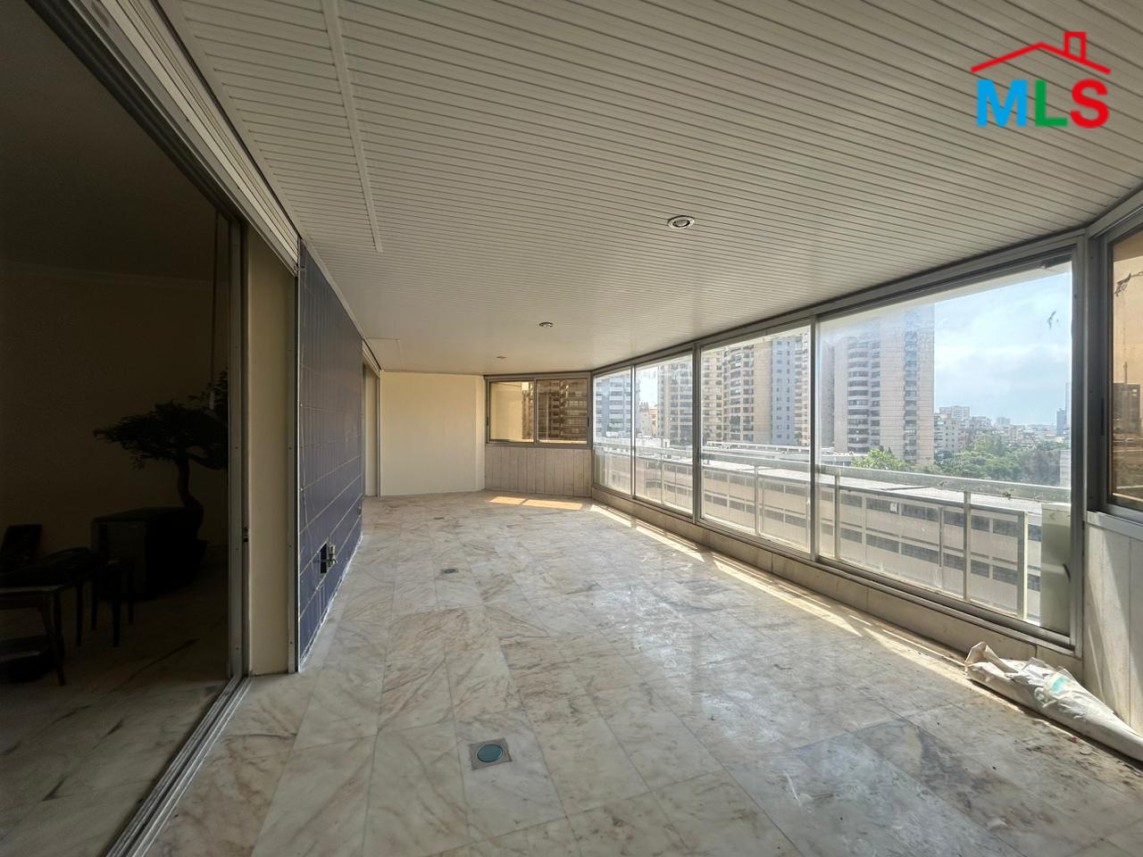 Spacious Apartment with City View For Sale in Koraytem