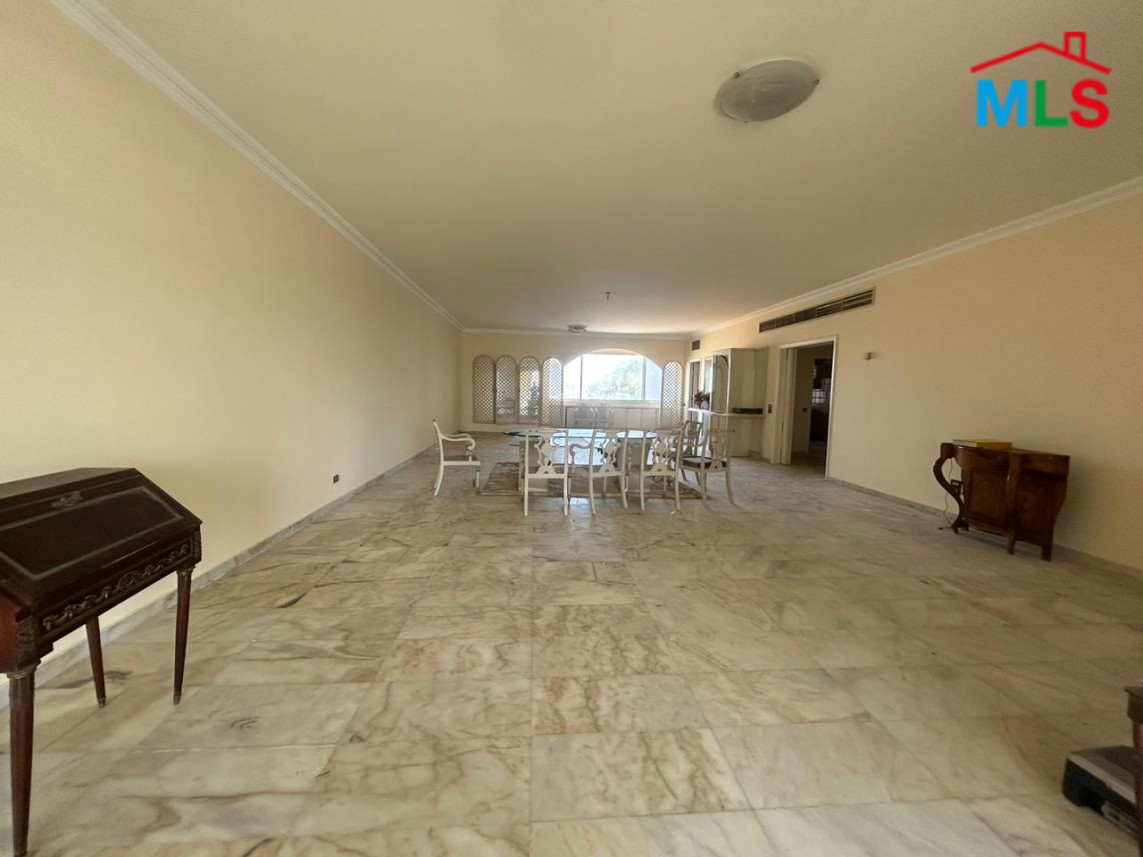 Spacious Apartment with City View For Sale in Koraytem