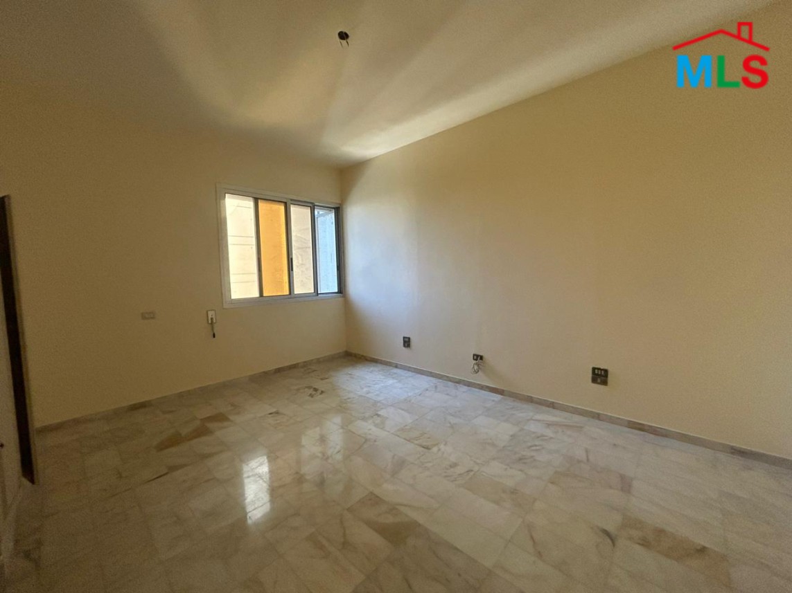 Spacious Apartment with City View For Sale in Koraytem