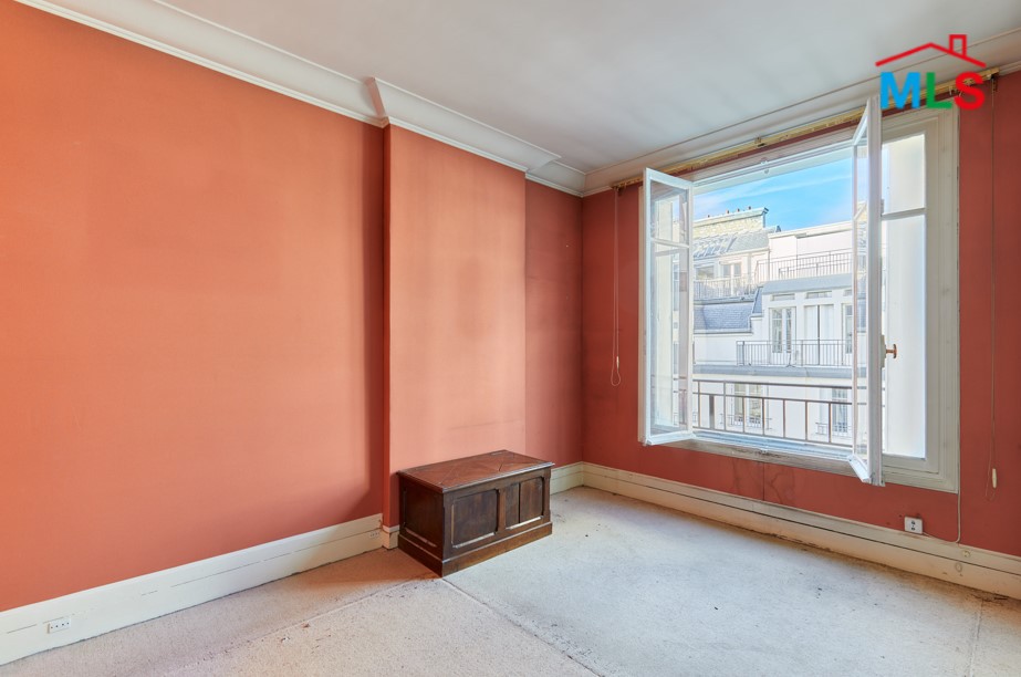 2-BEDROOMS APARTMENT FOR SALE l TROCADERO l PARIS 16ème l FRANCE - 59m2