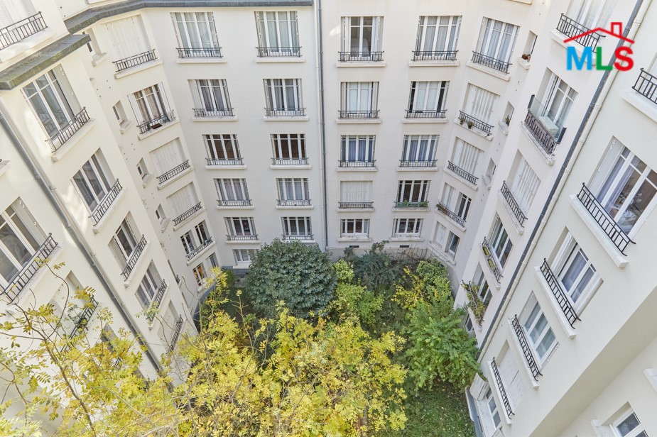 2-BEDROOMS APARTMENT FOR SALE l TROCADERO l PARIS 16ème l FRANCE - 59m2