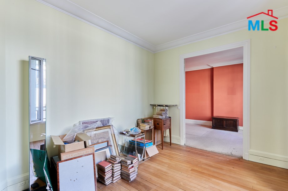 2-BEDROOMS APARTMENT FOR SALE l TROCADERO l PARIS 16ème l FRANCE - 59m2