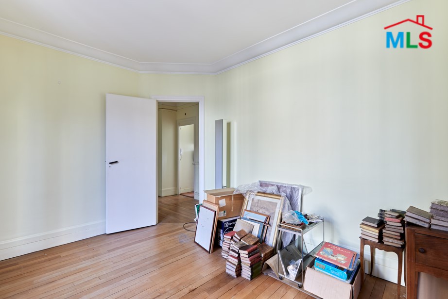 2-BEDROOMS APARTMENT FOR SALE l TROCADERO l PARIS 16ème l FRANCE - 59m2